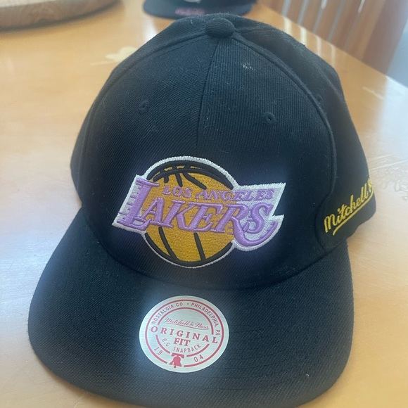 Mitchell & Ness LA Lakers NBA SnapBack hat - Picture 1 of 6